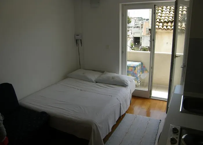 Jakova Dudana 10 Daire Makarska