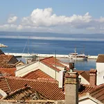 Jakova Dudana 10 *