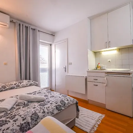 Apartment Jakova Dudana 10