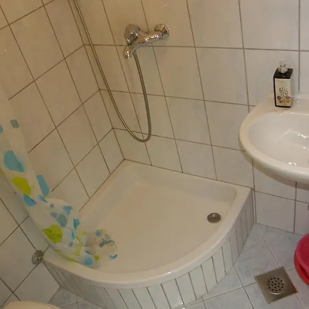 Apartment Jakova Dudana 10 Makarska