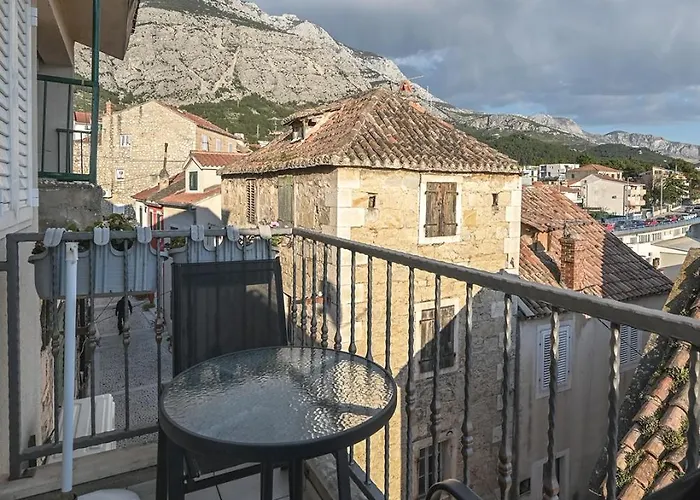 Jakova Dudana 10 Apartamento *