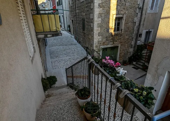 Apartamento Jakova Dudana 10 *