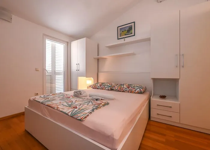 Apartamento Jakova Dudana 10 *