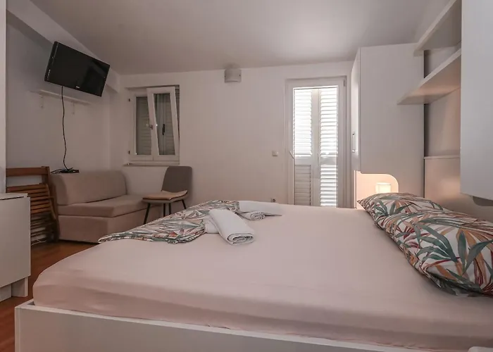 Jakova Dudana 10 Makarska